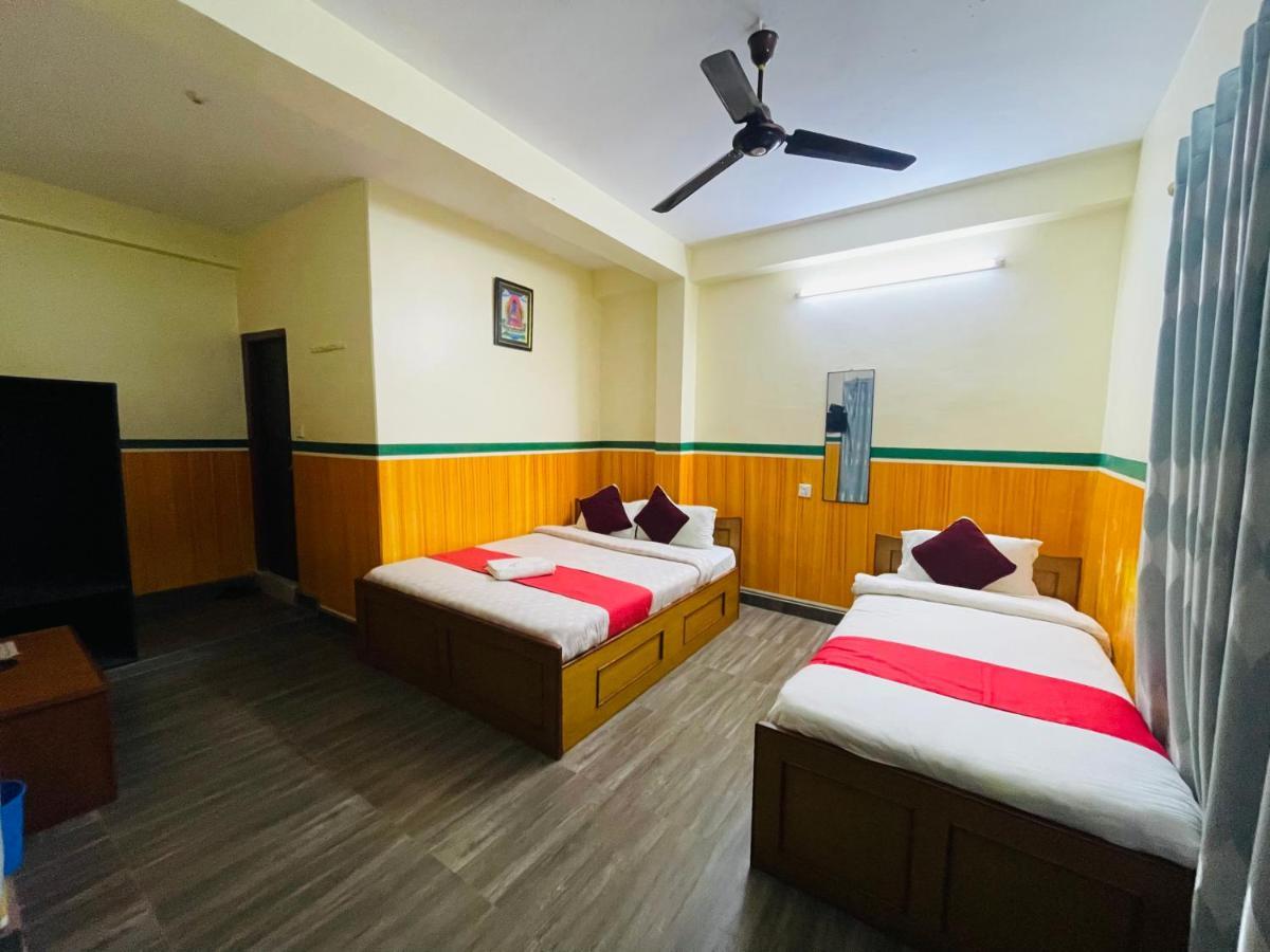 Hotel Old Durbar بوكْرا المظهر الخارجي الصورة